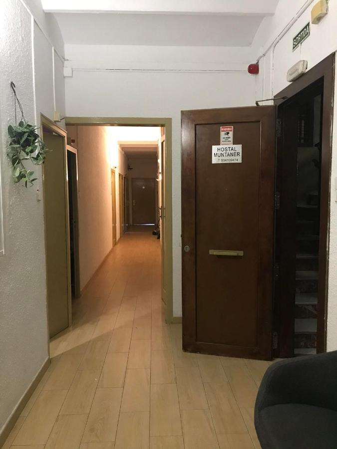 Hostal Muntaner Barcelona Exterior photo